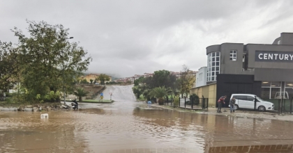 ŞİDDETLİ YAĞIŞ HAYATI OLUMSUZ ETKİLEDİ