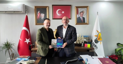 BAŞKAN ÖNSAY ÖDÜLLÜ ÖĞRETMENLE BULUŞTU