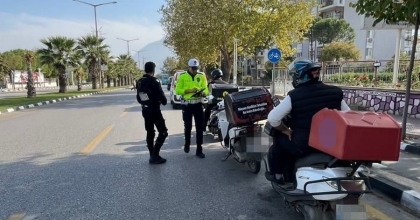MOTOSİKLET VE SCOOTER SÜRÜCÜLERİNE TRAFİK YASAĞI