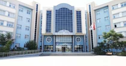 DEÜ HUKUK FAKÜLTESİ EN İYİLER ARASINDA