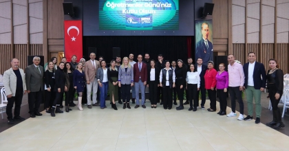 BELEDİYEDE ÇALIŞAN ÖĞRETMENLERLE BULUŞTU