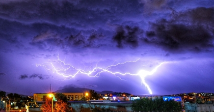 BODRUM'DA SABAHA KADAR ŞİMŞEKLER ÇAKTI, GECE GÜNDÜZ OLDU