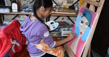 BULDAN’DA RESİM VE EBRU KURSUNA BÜYÜK İLGİ