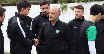 DENİZLİSPOR YENİ DİREKTÖRÜYLE İLK ANTRENMANINI YAPTI