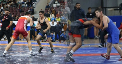 GÜREŞ TURNUVASINDA DERECEYE GİRENLER ÖDÜLLENDİRİLDİ