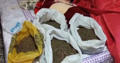 İZMİR'DE JANDARMADAN 9 ADRESE UYUŞTURUCU BASKINI