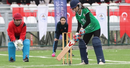 KRİKET ŞAMPİYONASI DENİZLİ’DE DÜZENLENECEK