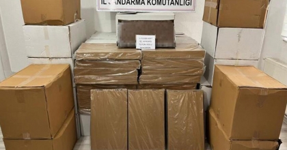 KULA’DA YOLCU OTOBÜSÜNDE KAÇAK TÜTÜN ELE GEÇİRİLDİ