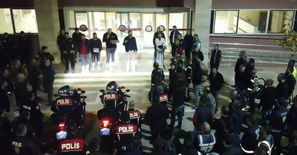 MANİSA'DA ARANAN 71 ŞAHIS EŞ ZAMANLI OPERASYONLARLA YAKALANDI  