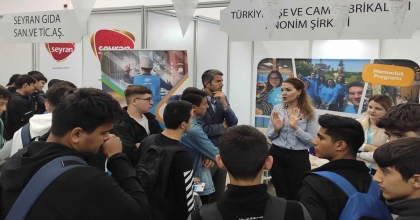 PAÜ ÖĞRENCİLERİ KARİYER EXPO’YA KATILDI