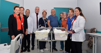 SONGÜL ÖĞRETMENİN 51 YAŞINDA GELEN İKİZ BEBEK SEVİNCİ