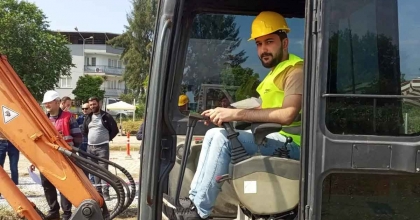 ÜNİVERSİTEYE GİDEMEYENLER BU KURSLARA AKIN EDİYOR  