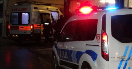 UŞAK'TA İKİ GRUP ARASINDA BIÇAKLI KAVGA: 3 YARALI