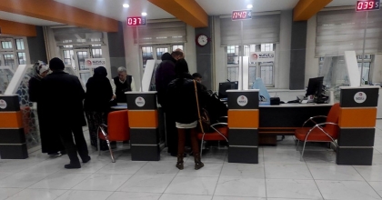 2023’DE AFYONKARAHİSAR’DA 668 BİN 787 KİMLİK, 194 BİN 596 EHLİYET YENİLENDİ