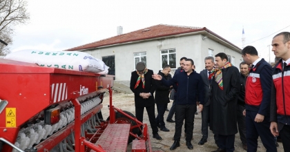 TARIMDA MODERN UYGULAMALARDA VERİMLİ ÜRÜNLER ELDE EDİLİYOR