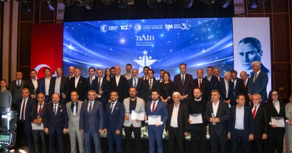 BATI AKDENİZİN İHRACAT LİDERLERİ ÖDÜLLENDİRİLDİ