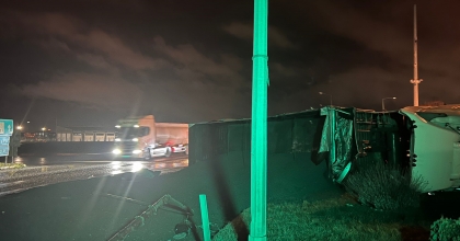 TIRIN DEVRİLDİĞİ KAZADA FACİADAN DÖNÜLDÜ