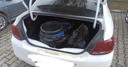 ZEYTİNYAĞI HIRSIZLARI POLİSTEN KAÇAMADI