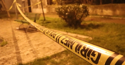 ÖNCE EŞİNİ ÖLDÜRDÜ SONRA KENDİNİ VURDU