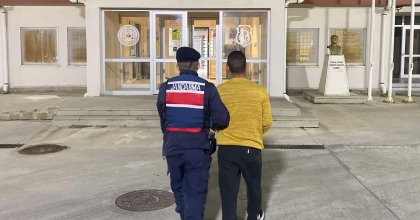 FİRAR ETTİĞİ CEZAEVİ YAKININDA DOLAŞIRKEN YAKALANDI