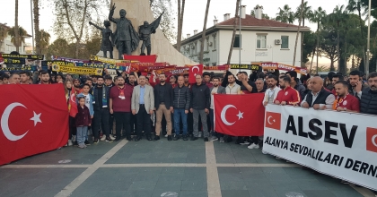 VATANDAŞLAR TERÖRÜ PROTESTO ETTİ