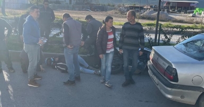 OTOMOBİLLE MOTOSİKLET ÇARPIŞTI