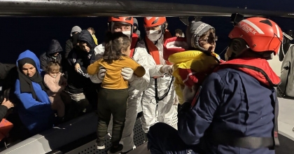 AYDIN’DA BİR AYDA 98 DÜZENSİZ GÖÇMEN KURTARILDI