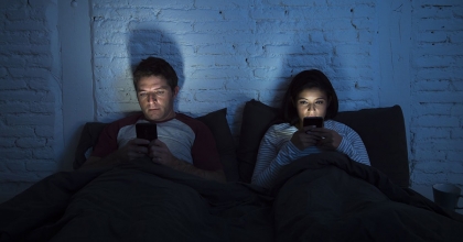 CEP TELEFONLARIYLA UYUMANIN RİSKLERİ