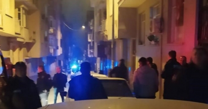 EŞİYLE TARTIŞAN KADIN EVİNİ YAKMAYA KALKTI