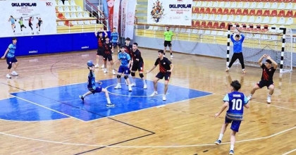 HENTBOLDA YARI FİNAL HEYECANI