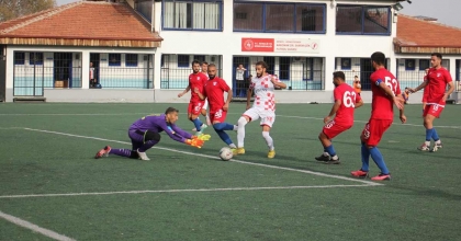 IRLIGANLI EVİNDE KAYBETTİ