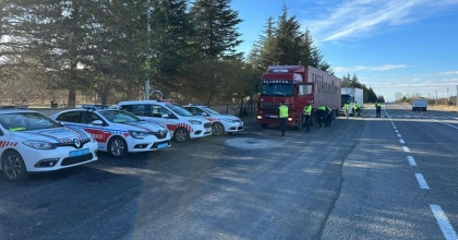 JANDARMADAN KIŞ LASTİĞİ DENETİMİ