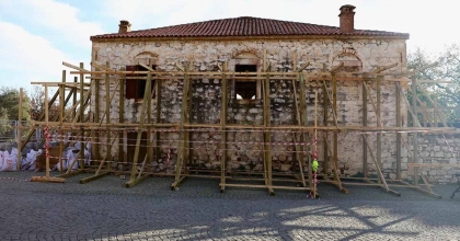 TARİHİ BİNA RESTORASYONA GİRDİ  