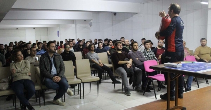 ÜNİVERSİTE YURTLARINDA AFAD’DAN EĞİTİM  