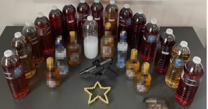 KAÇAK ALKOL VE SİLAH ELE GEÇİRİLDİ