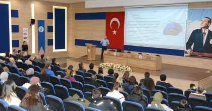 YAPAY ZEKA VE MATEMATİK İLİŞKİSİ KONUŞULDU