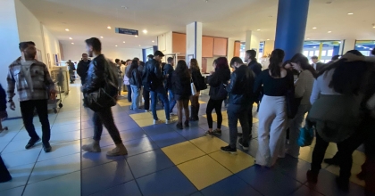 ADÜ'DE ÖĞRENCİLERİN KARINLARINI DOYURMASI ÇİLEYE DÖNÜŞTÜ