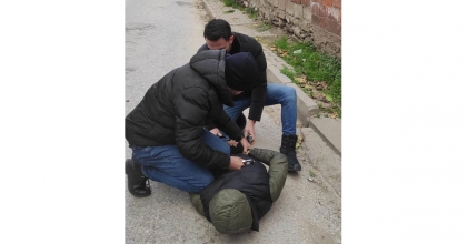 MOTOSİKLET HIRSIZI YAKALANDI