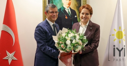 AKŞENER'DEN İTTİFAK AÇIKLAMASI: EL SIKIŞTIK AMA...