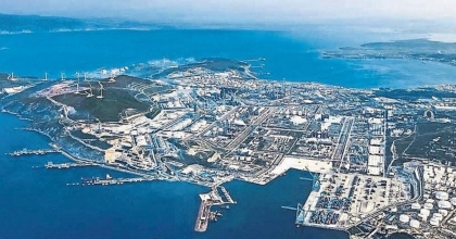 ALİAĞA’DA İŞ KAZASINDA HAYATINI KAYBEDEN İŞÇİ TOPRAĞA VERİLDİ