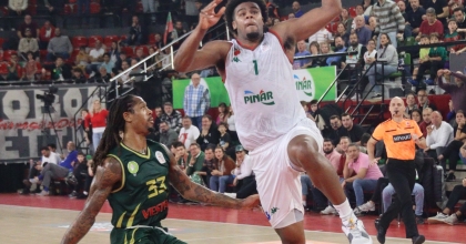 P. KARŞIYAKA MANİSA BÜYÜKŞEHİR'E MAĞLUP