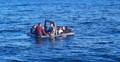 ÖLÜMLE BURUN BURUNA GELEN 95 GÖÇMEN KURTARILDI