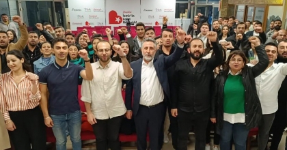 BAŞKAN SANDAL: GENÇLERİYLE GÜÇLÜ BİR BAYRAKLI OLUŞTURDUK