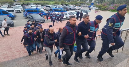 BUZAĞI SATICILARINA DEHŞETİ YAŞATAN 6 KİŞİ TUTUKLANDI