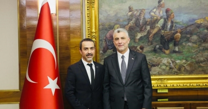 MUĞLA'NIN SORUNLARINI BAKANA İLETTİ