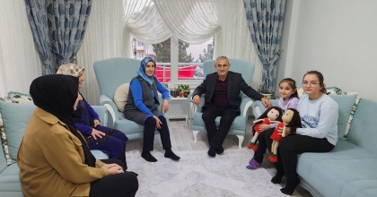 BAŞKAN IŞIK'TAN ŞEHİT AİLELERİNE ZİYARET