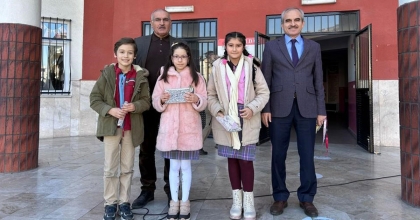 DEPREMZEDE ÖĞRENCİDEN DUYGU DOLU BİR HİKAYE