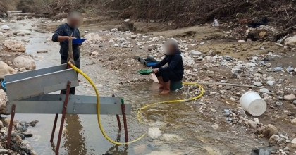 DERE YATAĞINDA İZİNSİZ ALTIN ARAYAN 6 ŞÜPHELİ YAKALANDI