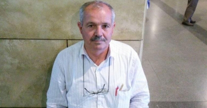 DURAKTA SIRASINI BEKLEYEN TAKSİCİ KALBİNE YENİK DÜŞTÜ