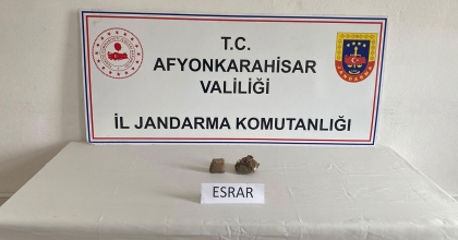 FRANSA’DAN SİPARİŞ ETTİĞİ ESRAR KARGOSUNU ALAMADAN JANDARMAYA YAKALANDI